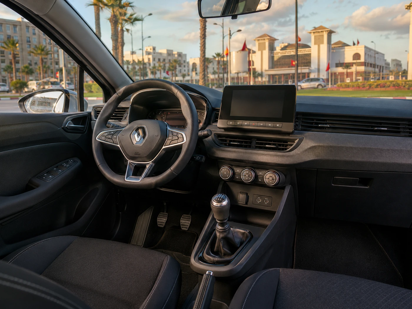 Levier de vitesses manuel dans une voiture de location à Tanger