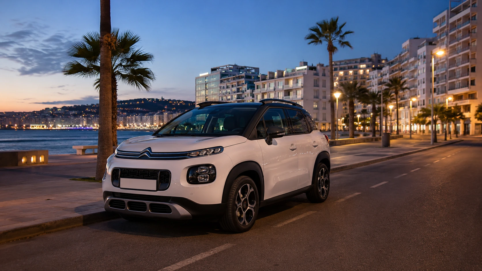 Voiture de location à un point de rendez-vous à Tanger en début de soirée