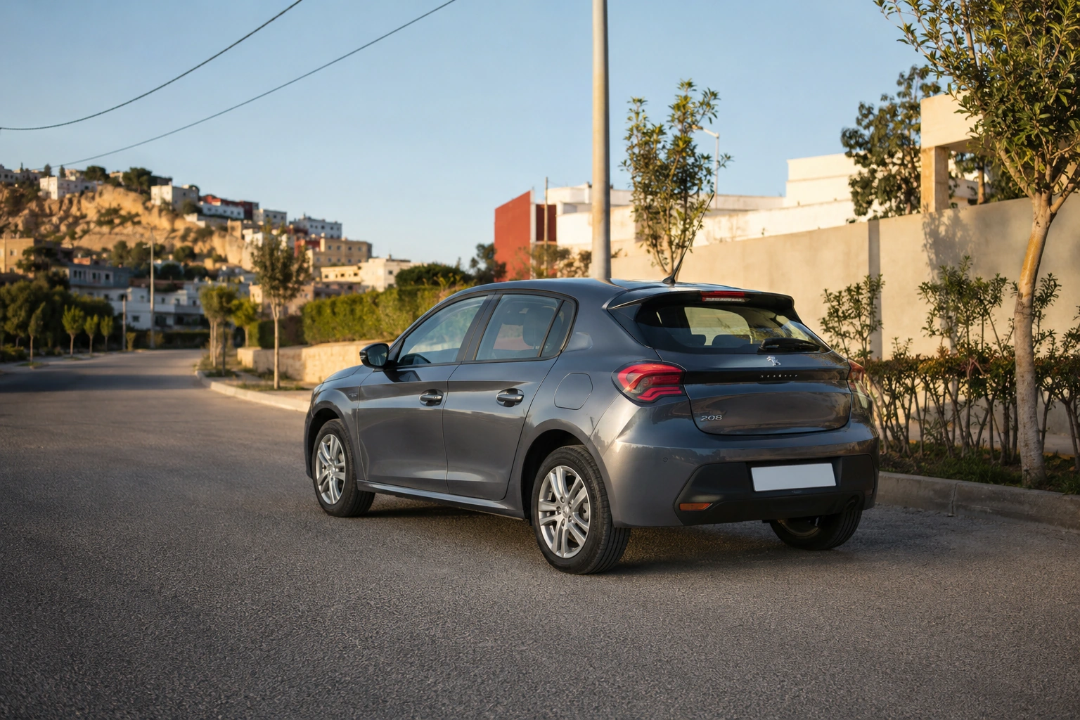 Peugeot 208 de location livrée dans la zone de Chraka à Tanger