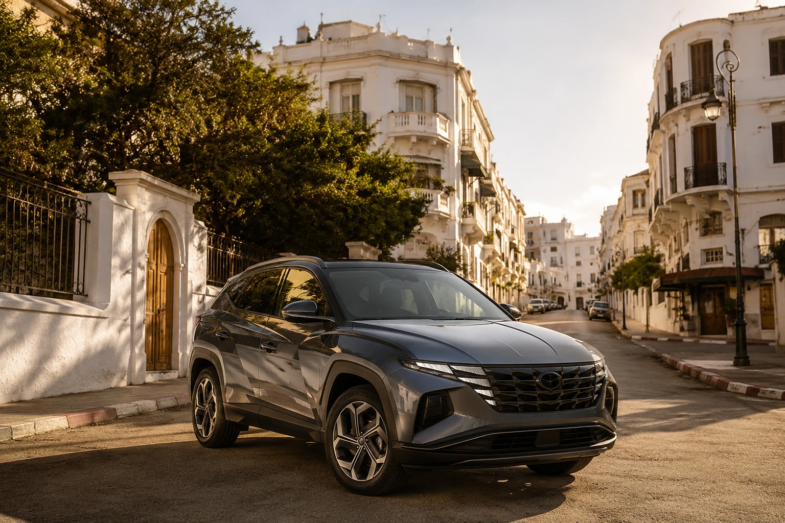 SUV de location FOURM CAR dans un environnement urbain de Tanger