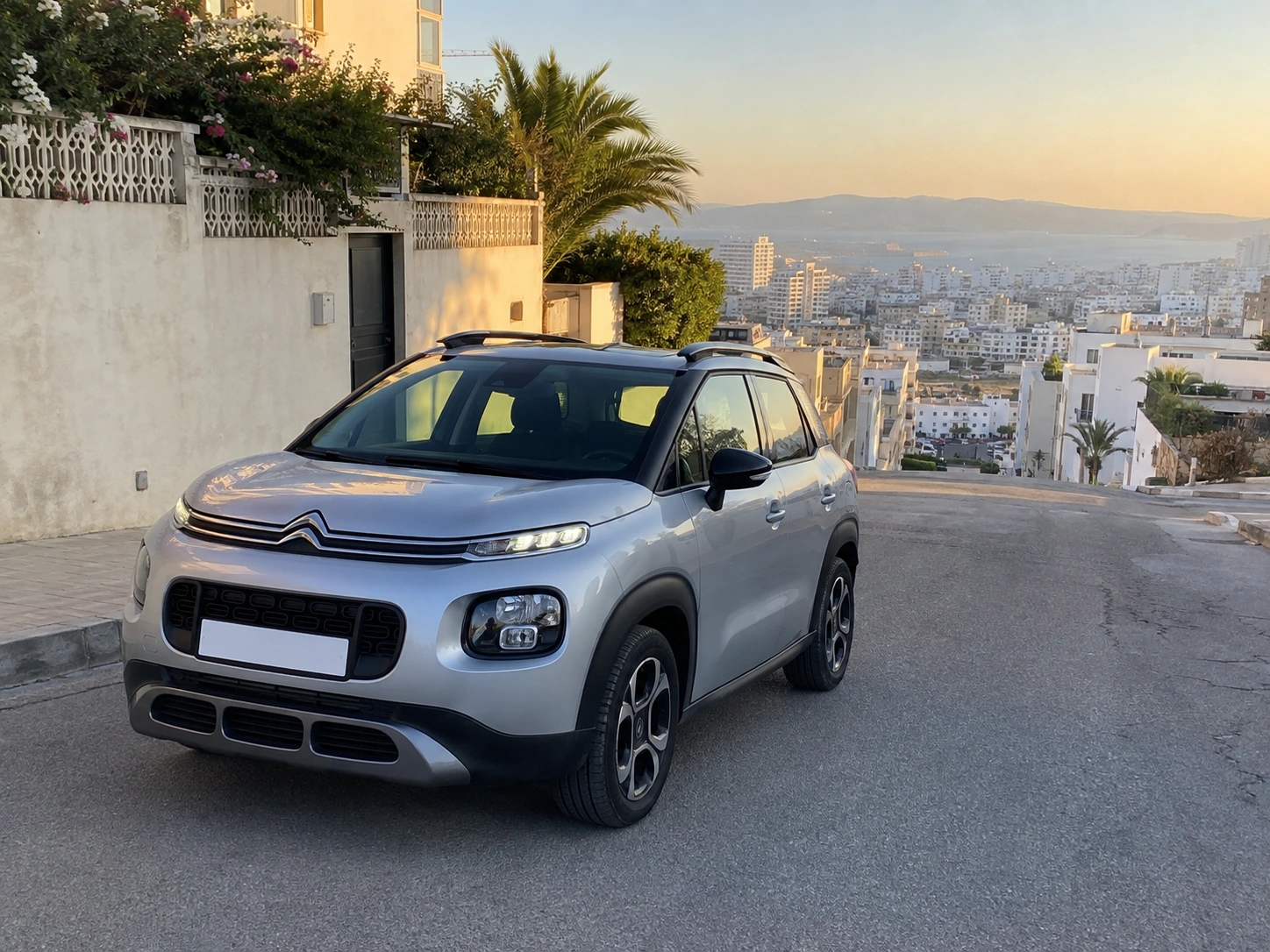 Citroën C3 Aircross de location pour se déplacer depuis Aïn El Hyani à Tanger
